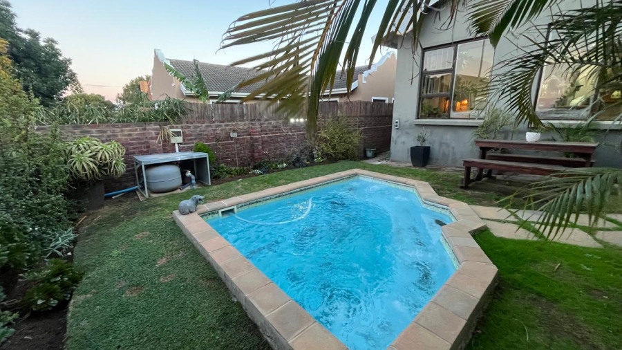 3 Bedroom Property for Sale in Noorsekloof Eastern Cape